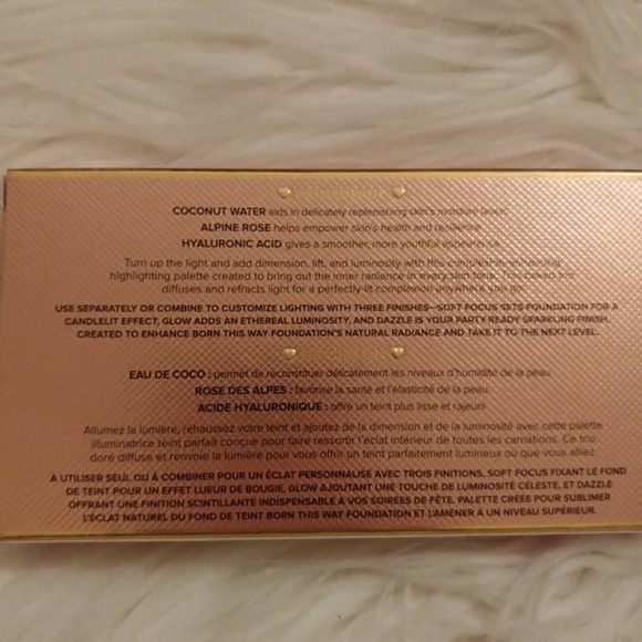 💖FIRM! NWT TOO FACED BORN THIS WAY TURN UP THE LIGHT HIGHLIGHTER PALETTE - Picture 3 of 10